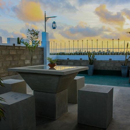 Niwahana Transit City Hotel คาตุนายากา ภายนอก รูปภาพ
