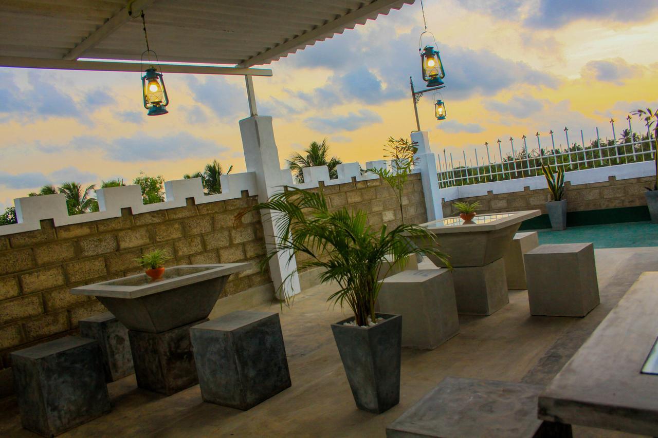 Niwahana Transit City Hotel คาตุนายากา ภายนอก รูปภาพ